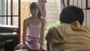 Cảm xúc ùa về khi sống cạnh người bồn chứa tinh của anh trai là bạn thân thời thơ ấu Cảm xúc ùa về khi sống cạnh người bồn chứa tinh của anh trai là bạn thân thời thơ ấu