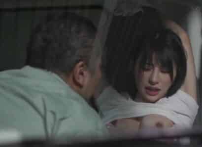 Làm thêm kiếm tiền phụ chồng, cô vợ bị gã đồng nghiệp liên tục quấy rối Làm thêm kiếm tiền phụ chồng, cô vợ bị gã đồng nghiệp liên tục quấy rối